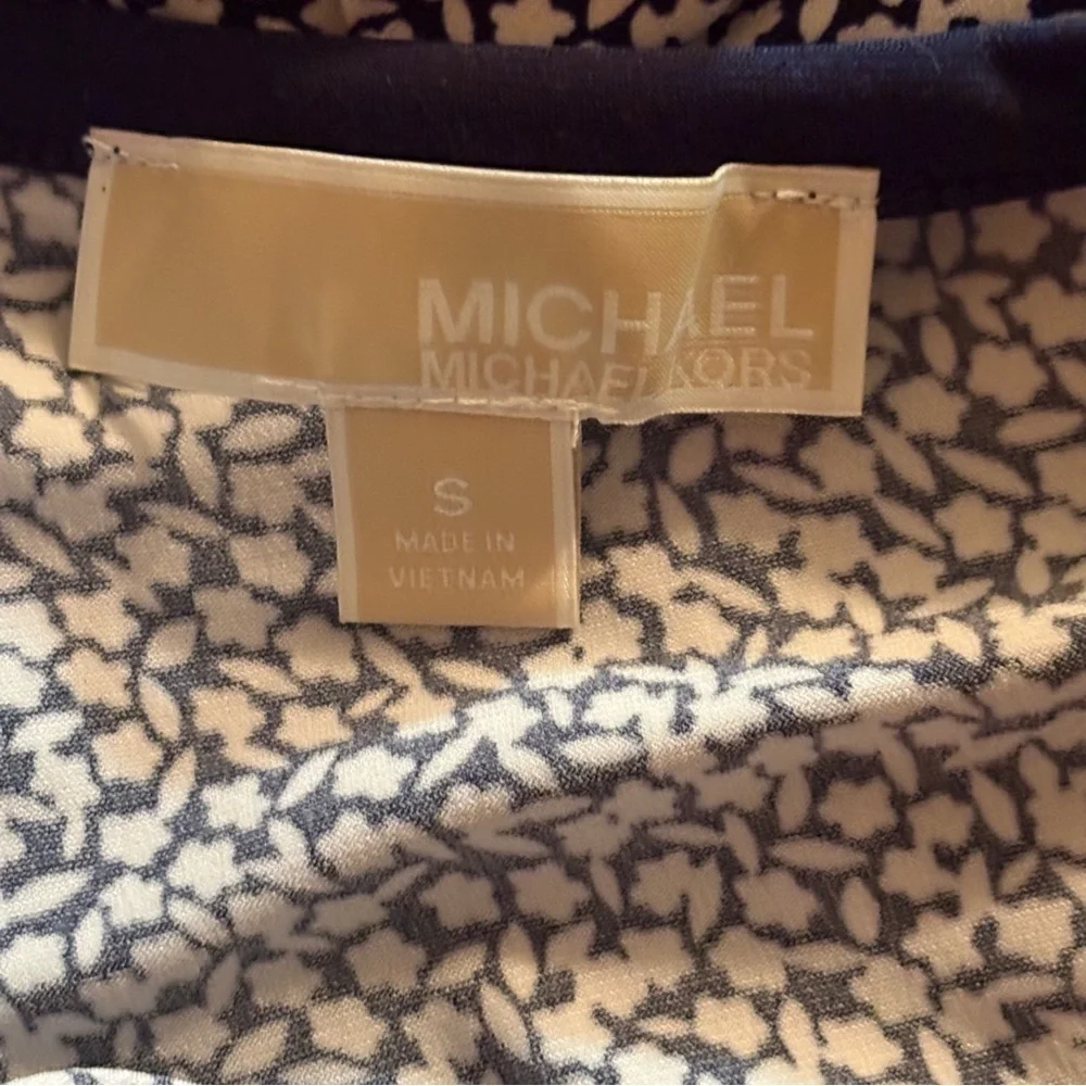Michael Kors excellent preowned